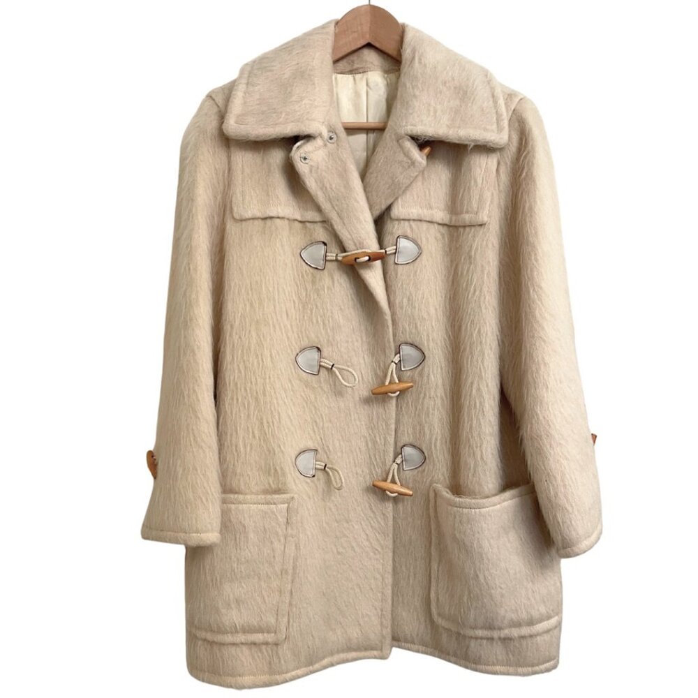 VTG I.Magnin Cream Color Preppy Mohair Coat USA Union Made 1960s Wood Toggles - Picture 4 of 16